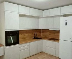 Модульная кухня Бруклин 2.4 x 2 м (Бетон белый) в Чехове - chexov.katalogmebeli.com | фото 15